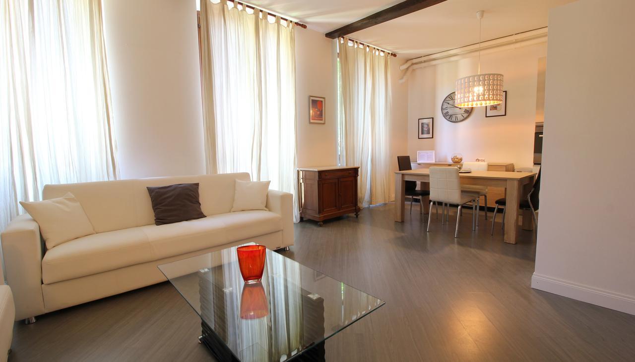 Italianway-Corso Garibaldi 34 Apartment มิลาน ภายนอก รูปภาพ